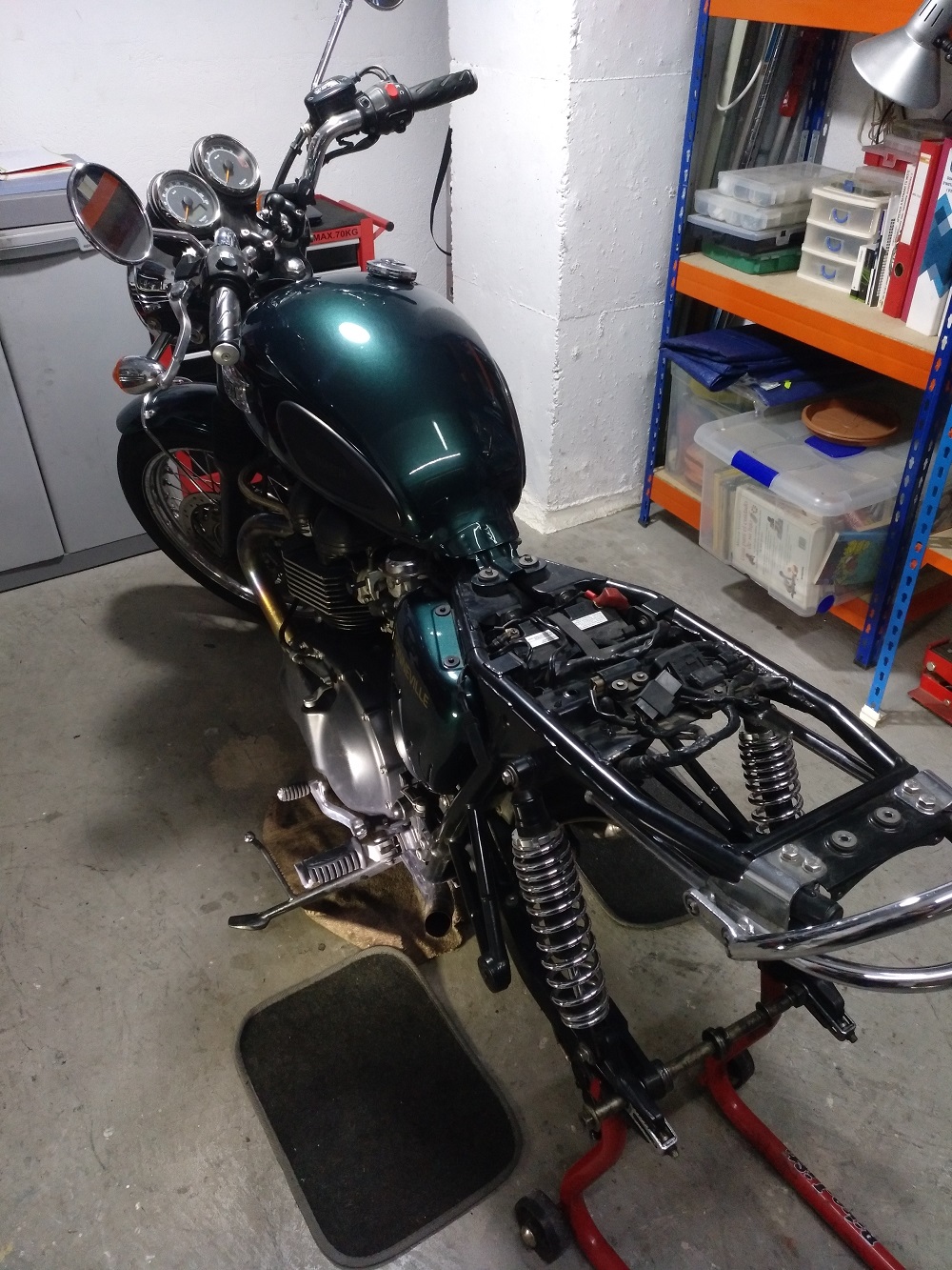 T100_sin_rueda.jpg